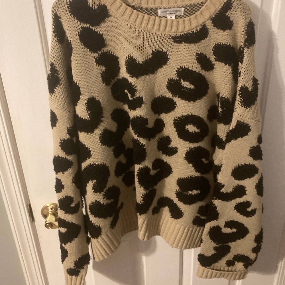 JohnPaulRichard Black and Tan Leopard Print Sweater